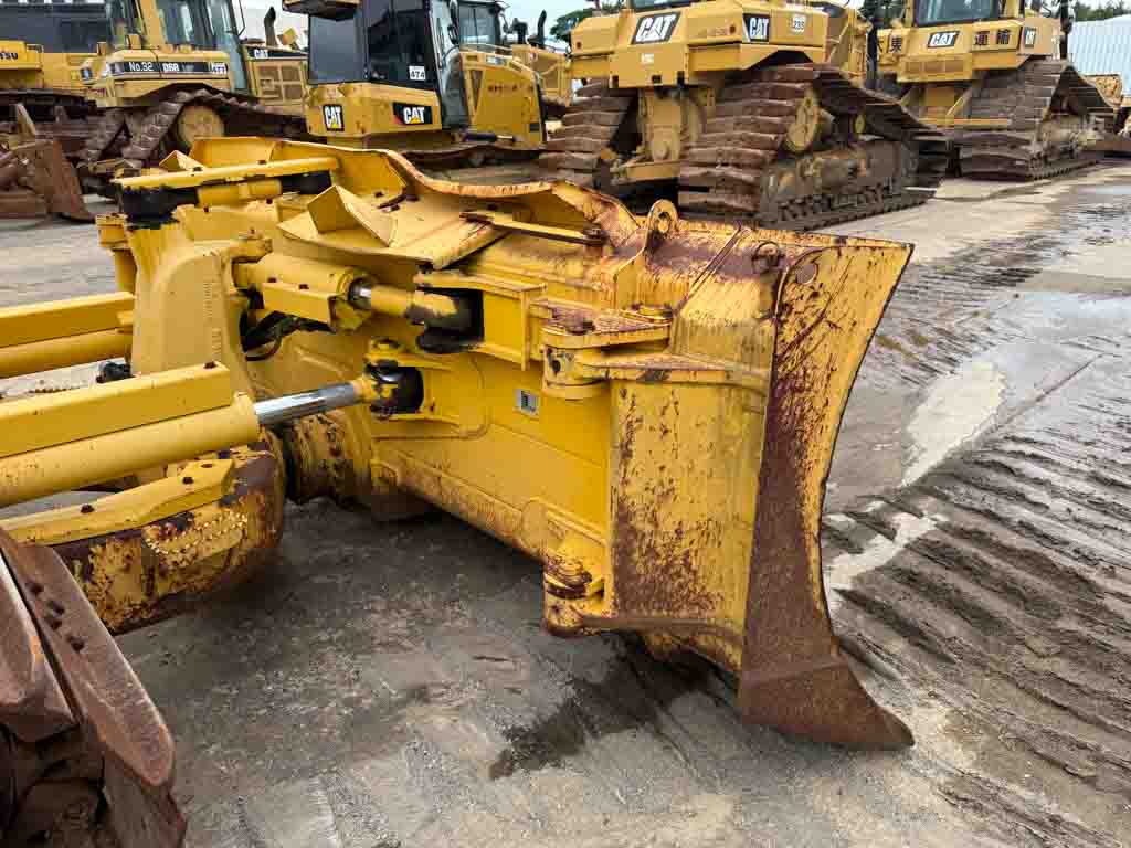 D61PX-23-32123