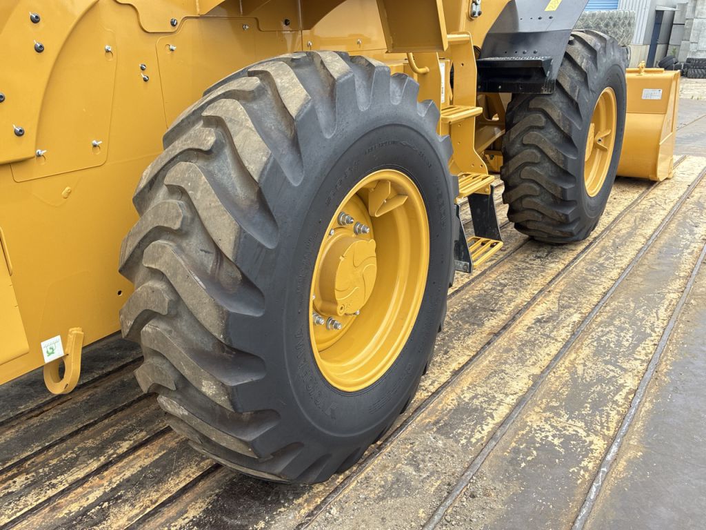 910-14A-JW203529