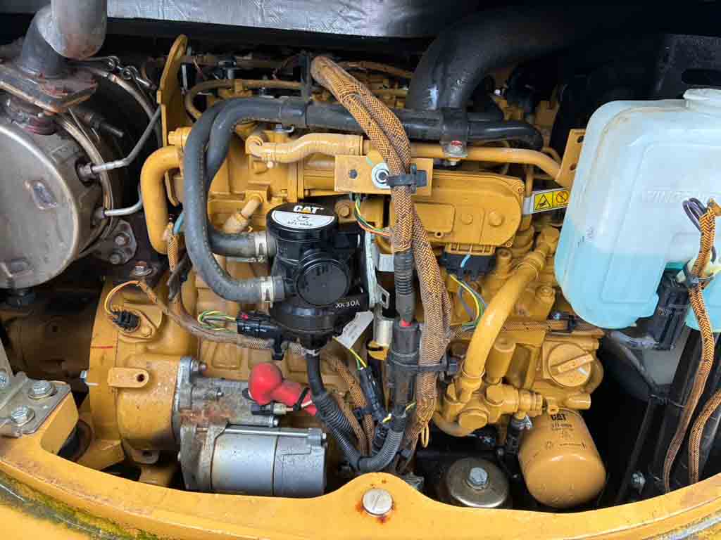 304E2CR-FC200204