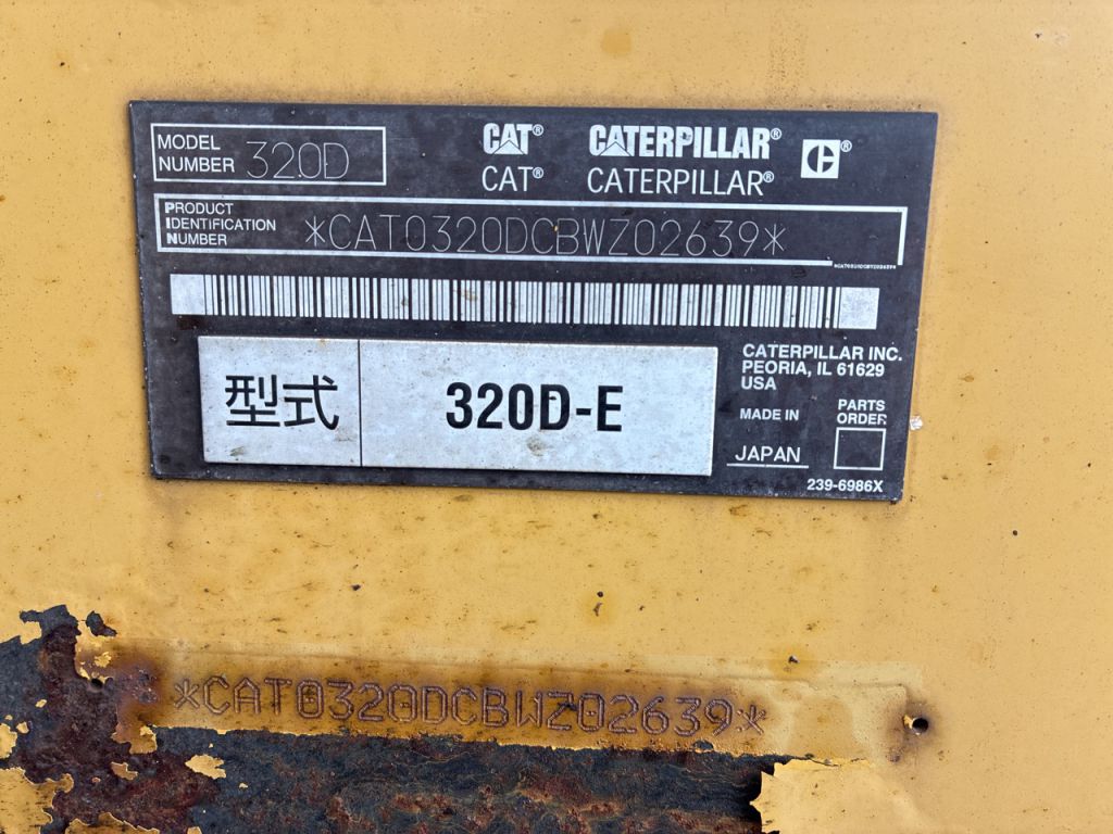 320D-BWZ02639