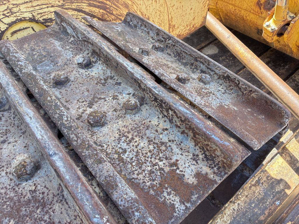 D85EX-18-23378