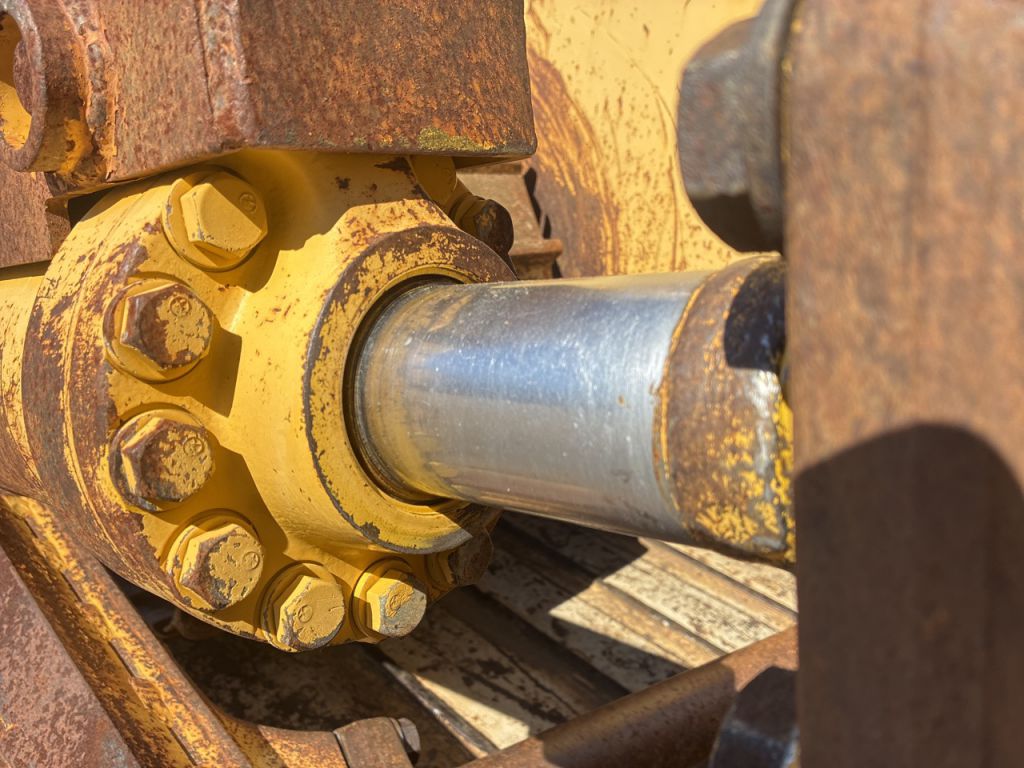 D85EX-18-23378