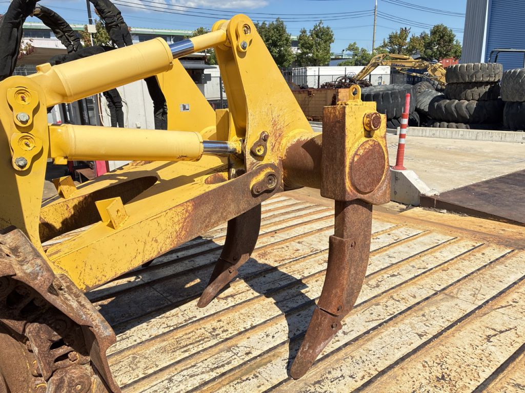 D85EX-18-23378