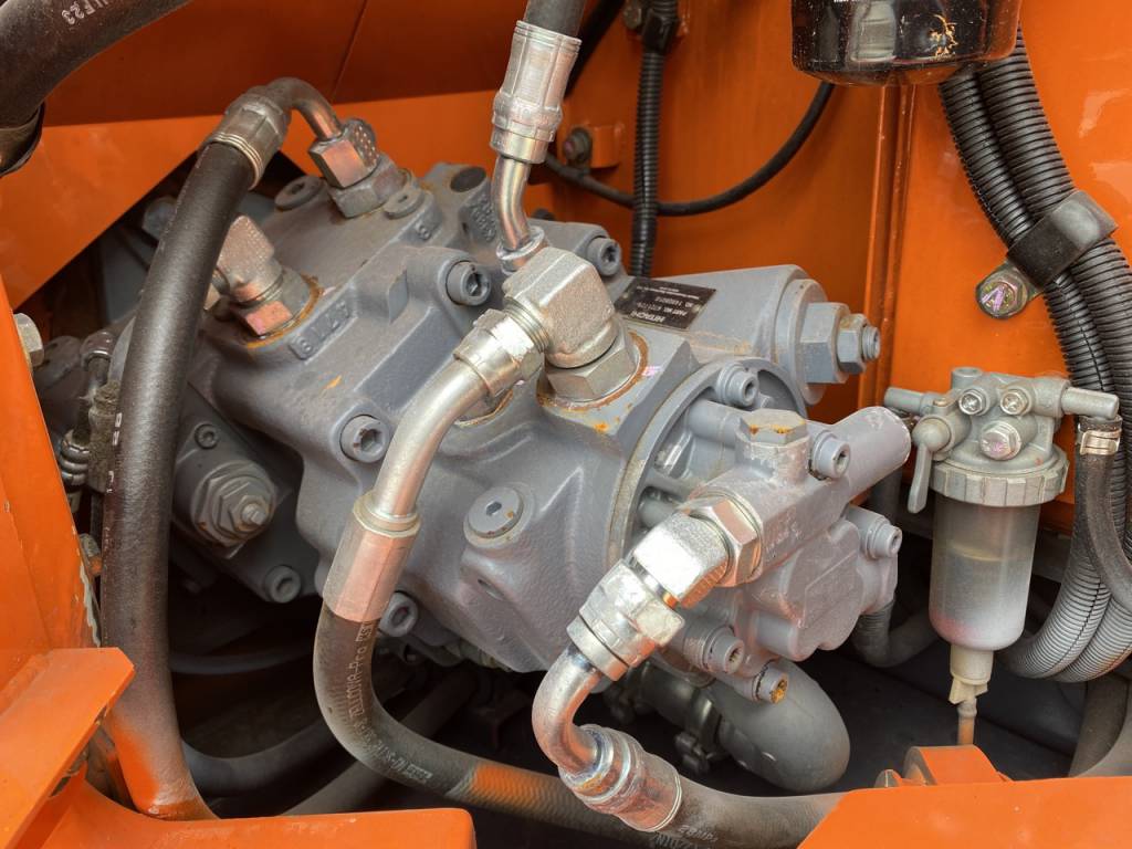 ZX75USL-3-65958