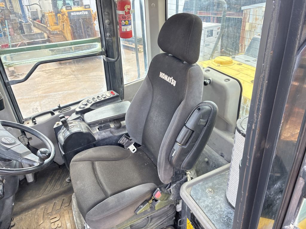 WA380-8-15456
