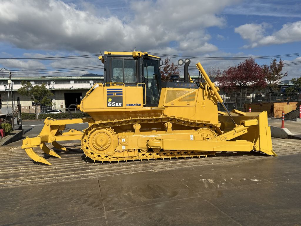 D65EX-17-3103
