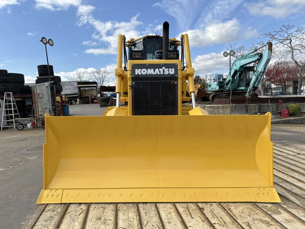 D65EX-17-3103