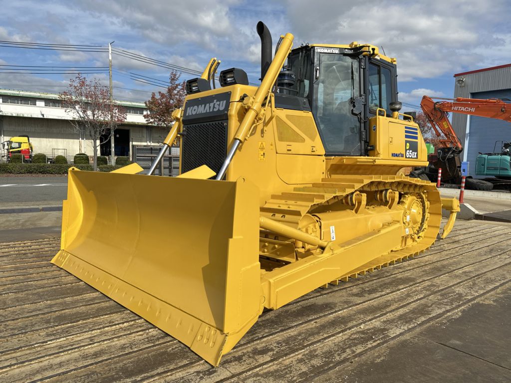 D65EX-17-3103
