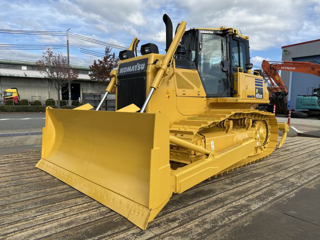 D65EX-17-3103
