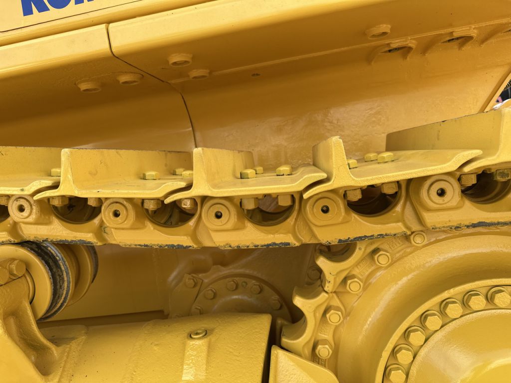 D65EX-17-3103