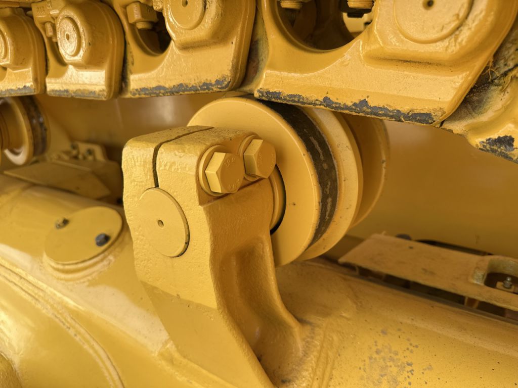 D65EX-17-3103