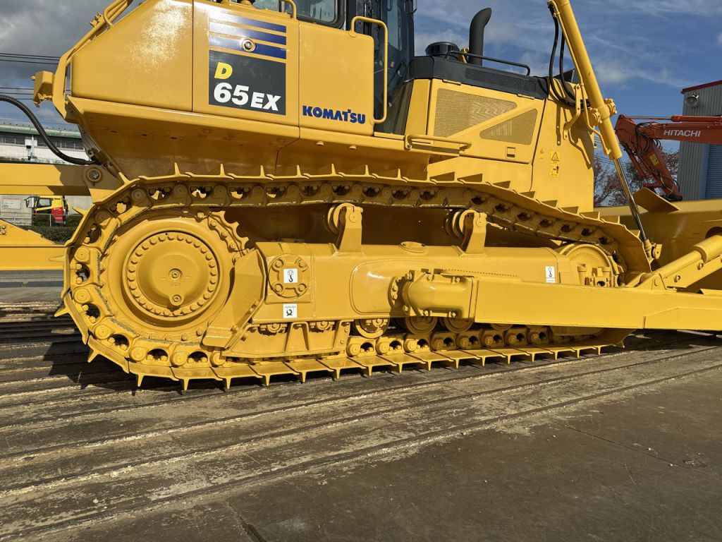 D65EX-17-3103