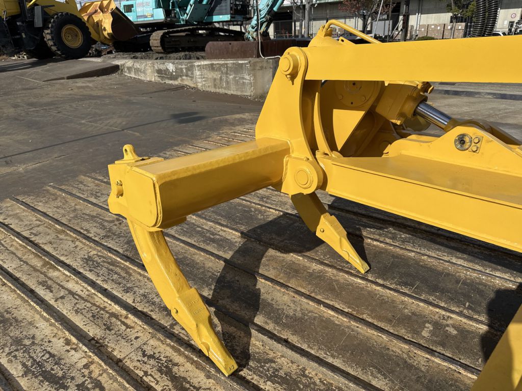 D65EX-17-3103