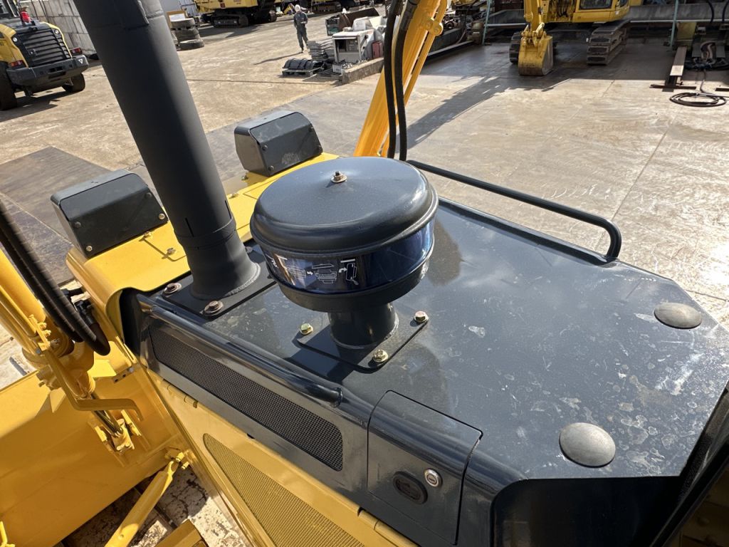 D65EX-17-3103