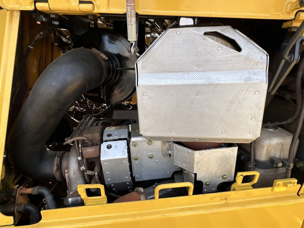 D65EX-17-3103