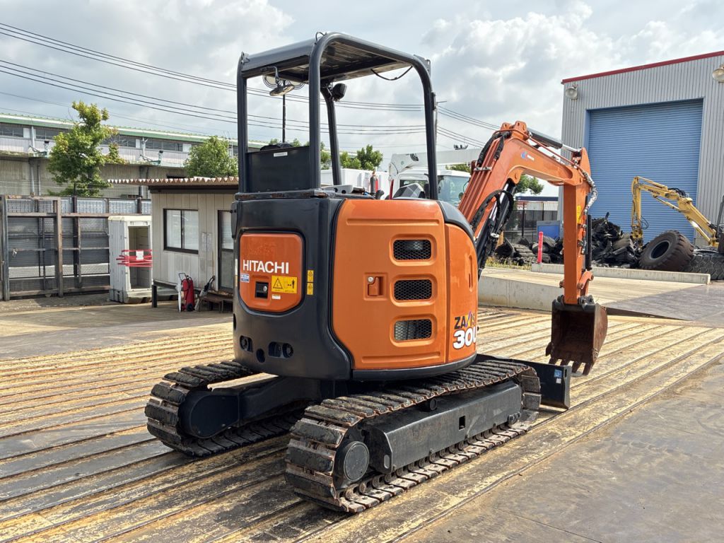 ZX30U-5B-54743