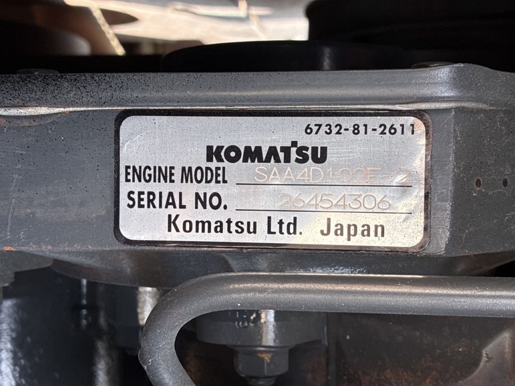 WA100-5-76749
