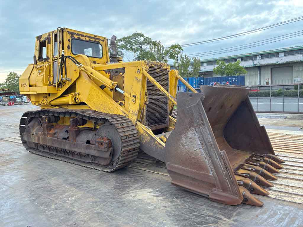 D75S-5-16696