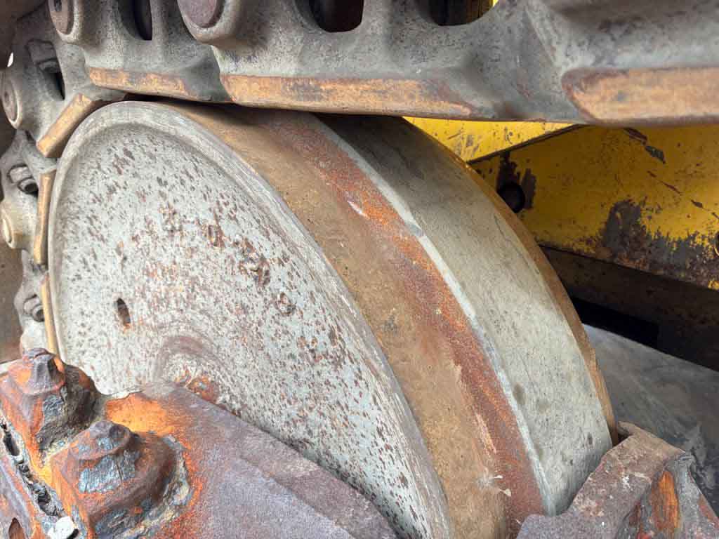 D75S-5-16696