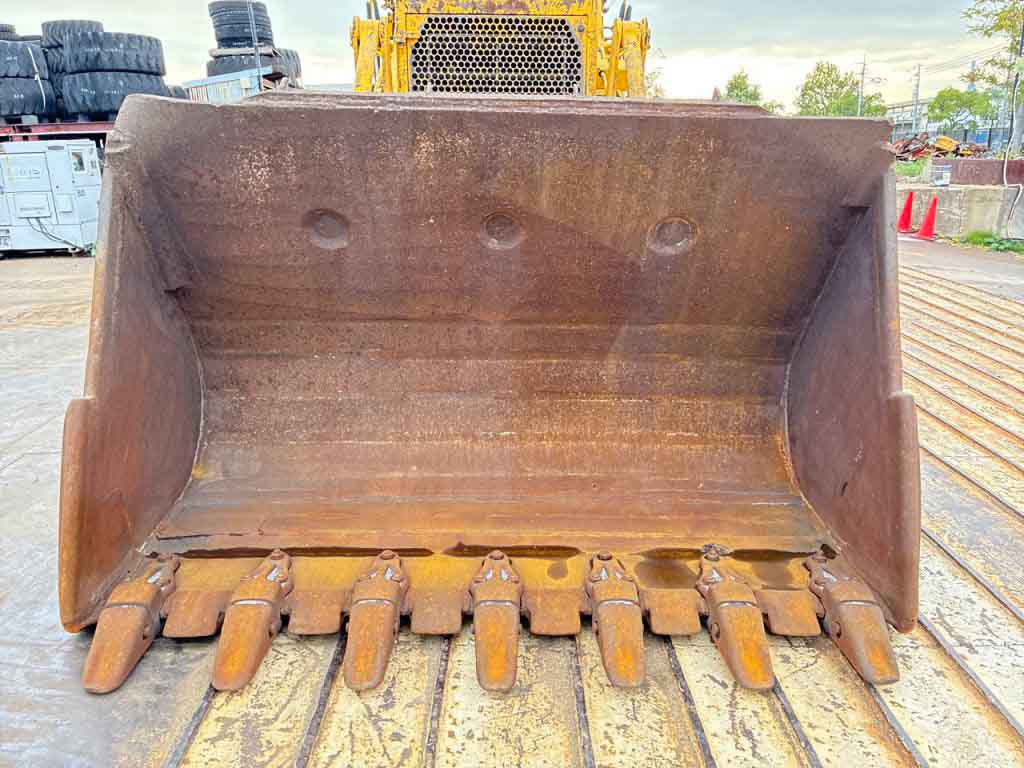 D75S-5-16696