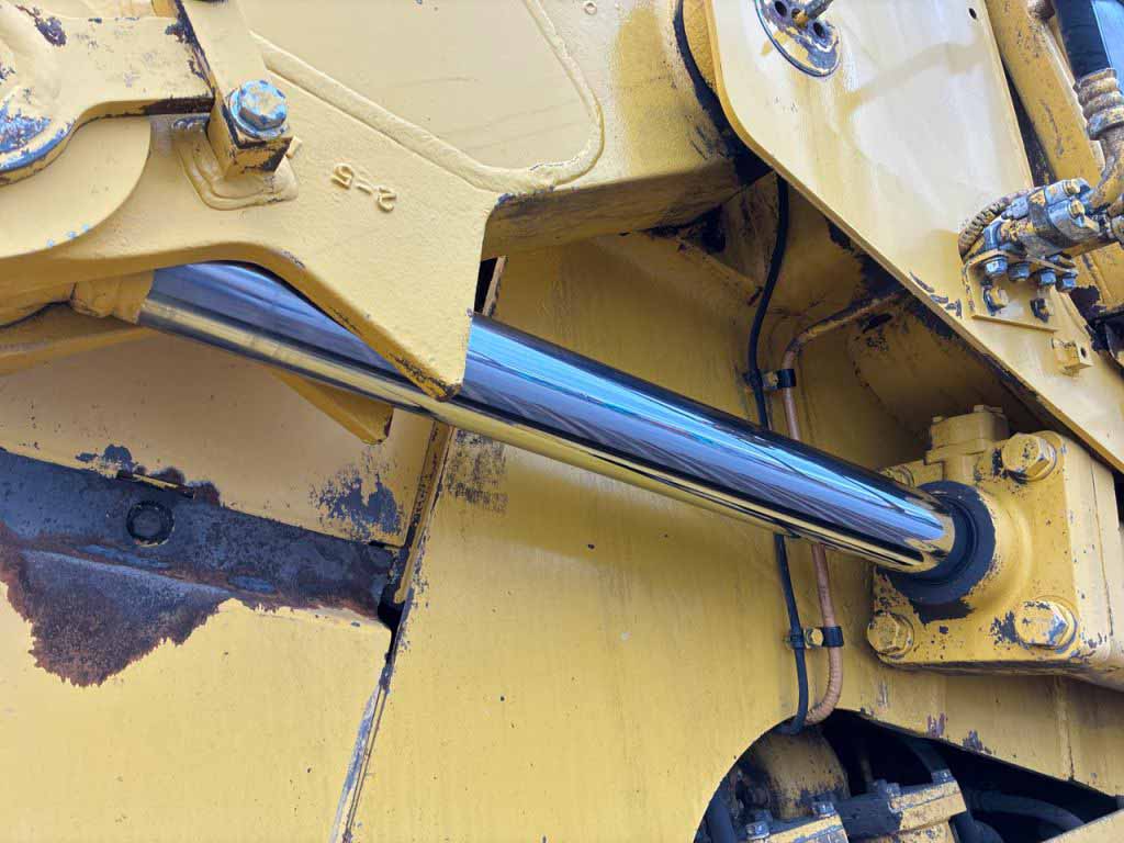 D75S-5-16696