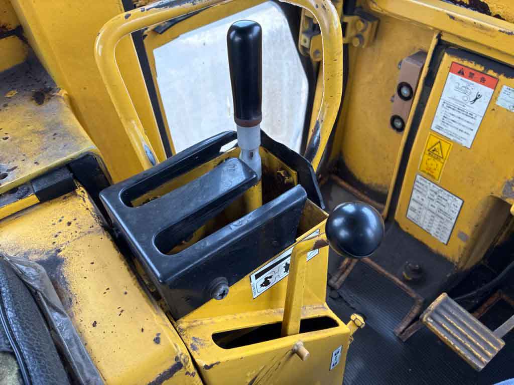 D75S-5-16696