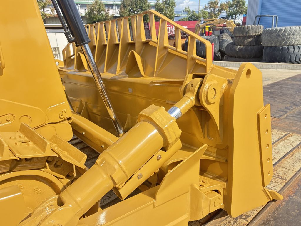 D8T-J8B01891 