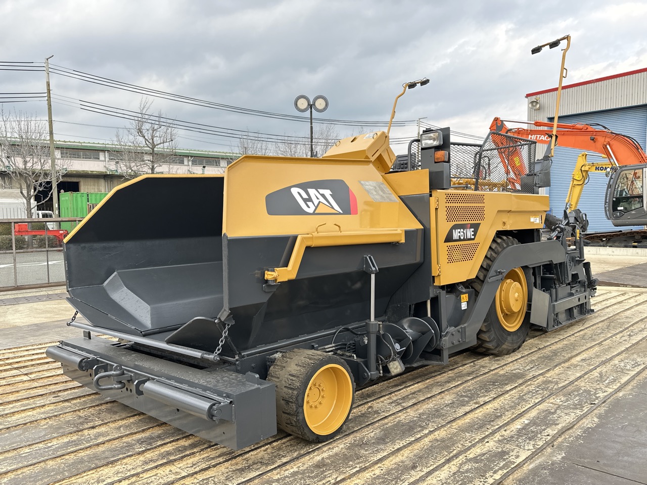 MF61WE-A3P03888 (三菱 / アスファルトフィニッシャー) の詳細