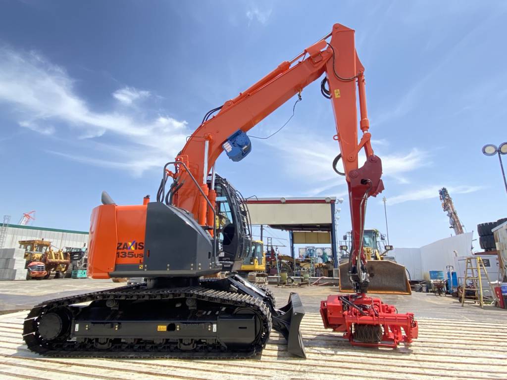 ZX135USL-5B-97275 (日立 / 特殊仕様) の詳細情報 ｜ 中古建機の